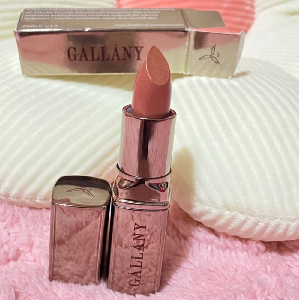 Nude Lipstick